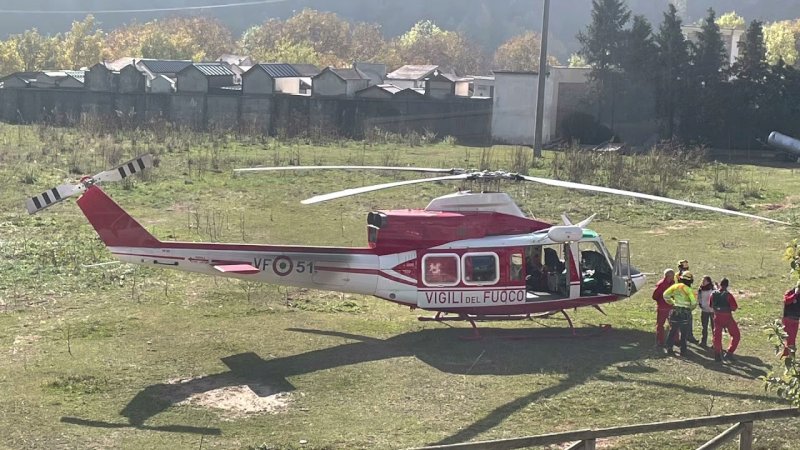 Monterosso Grana, si perde mentre cercava funghi: recuperata dell'elicottero dei Vigili del Fuoco