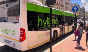 In estate gli under 20 potranno viaggiare sui pullman della Granda a prezzo ridotto