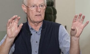 A Villa Tornaforte Aragno di Cuneo un incontro con l'artista britannico Tony Cragg