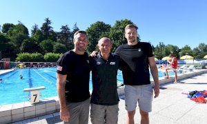 Il nuotatore ucraino Andrii Govorov si allena a Cuneo in vista degli Europei