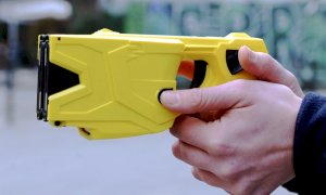 Dal 18 luglio il taser sarà a disposizione delle forze dell'ordine anche a Cuneo