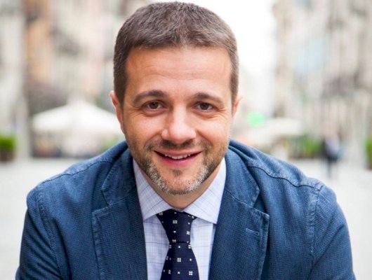 Cuneo, l’ex assessore Davide Dalmasso lascia il Consiglio comunale: “Nessuna polemica”