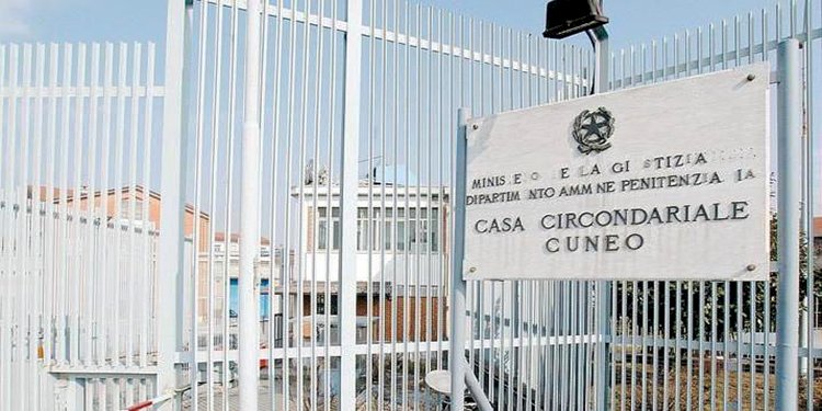 Ancora disordini nel carcere di Cuneo, i sindacati di polizia proclamano lo sciopero “bianco”