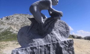 Restaurato il monumento dedicato a Marco Pantani sul Fauniera