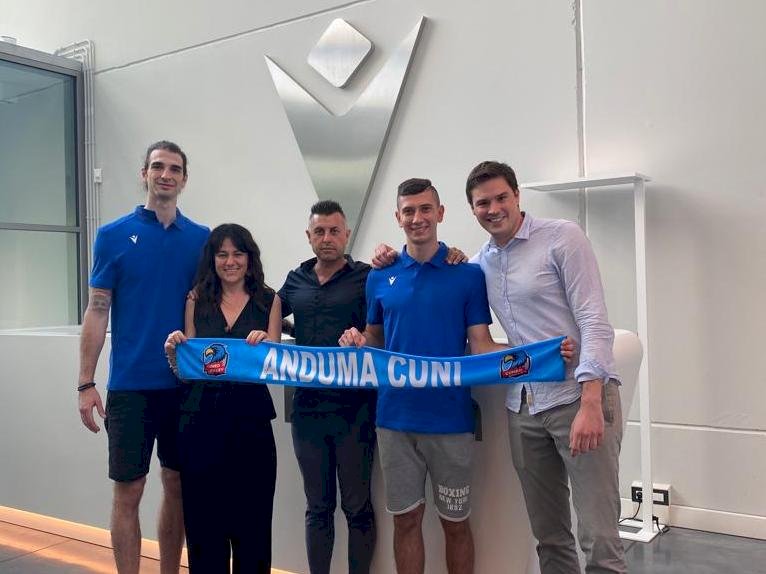 Pallavolo, Macron è il nuovo sponsor tecnico del Cuneo Volley