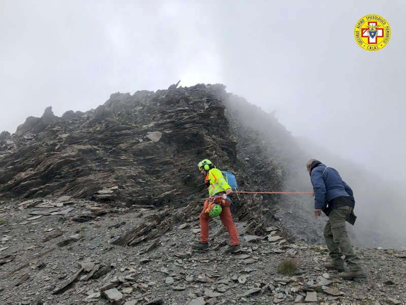 Si perdono sul Pic d'Asti, due escursionisti recuperati dal Soccorso Alpino