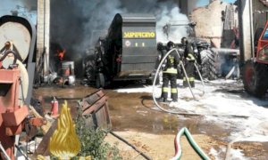 Incendio in un fienile in via Martiri a Cervasca