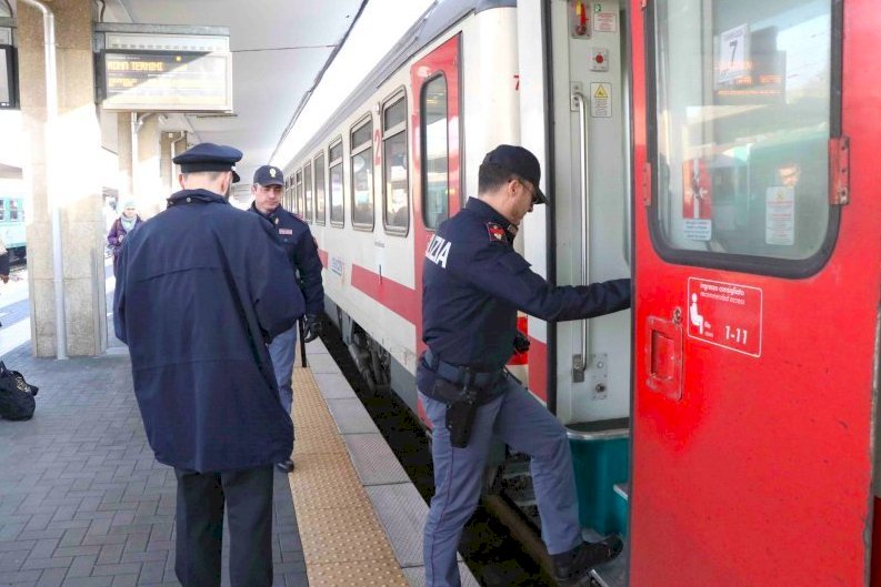Polizia Ferroviaria, stretta sui controlli nelle stazioni e sui treni