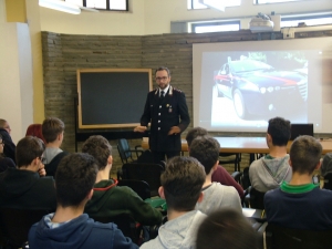 I Carabinieri incontrano gli studenti dell’Istituto Agrario “Umberto I” per parlare di cultura della legalità