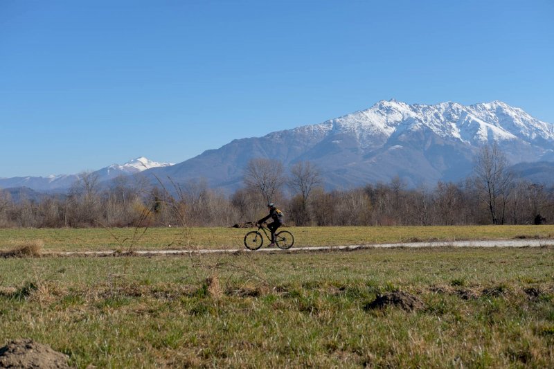 In bici con Confartigianato Cuneo alla scoperta del parco fluviale Gesso e Stura