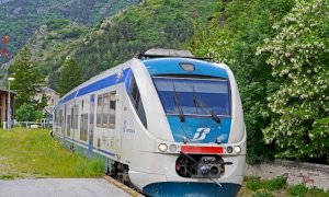 Nuovo contratto tra Agenzia Mobilità Piemontese e Trenitalia, i comitati di pendolari storcono il naso