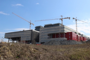 Alba, il Comune fa largo alla Fondazione Nuovo Ospedale sugli “Interventi Faro” e promuove la donazione del 5x1000 per la radioterapia