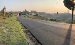 A Barbaresco la Provincia ripristina il manto stradale della Sp 592