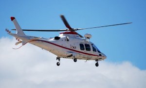 Furgone fuori strada a Castellinaldo, grave un settantacinquenne