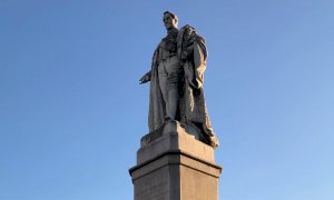 Progetto Barbaroux: i Lions vogliono restaurare la statua in piazza Galimberti