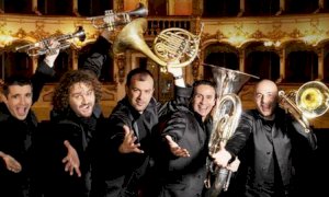 Musica e teatro al Politeama Boglione di Bra: arrivano i Gomalan Brass Quintet
