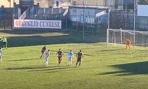 Calcio, Eccellenza: pari tra Cuneo e Albese, il rigore trasformato da Andrea Dalmasso