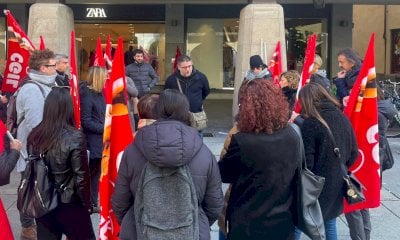 Cuneo, il venerdì nero dei commessi di Zara: “Il nostro lavoro non è valorizzato”