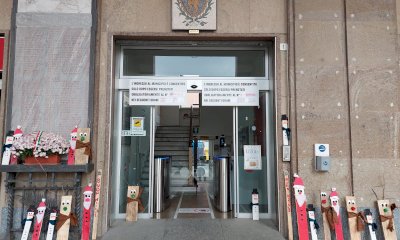 Gli eco-addobbi natalizi delle scuole abbelliscono Verzuolo