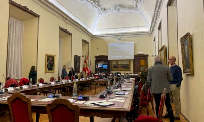 Tettoia Vinaj, manca la fideiussione: in Consiglio comunale volano parole forti