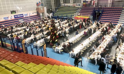 Nuovo logo e 70 mila euro di premi ai dipendenti per la Cena di Natale 2022 di Bus Company