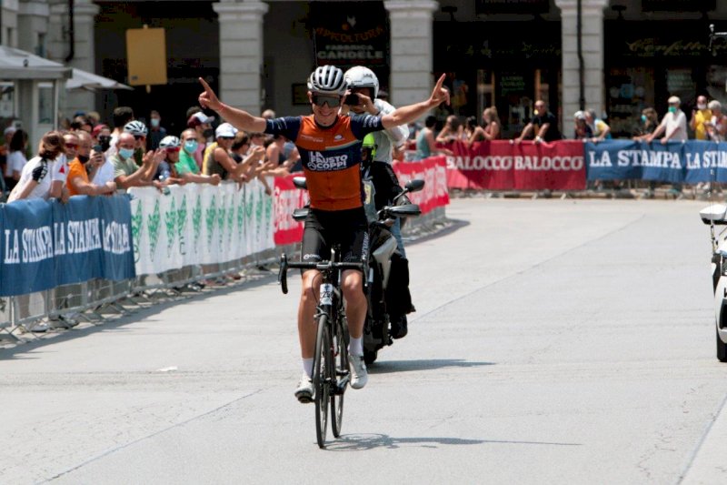 Dalla Officine Mattio e dalla "Fausto Coppi" al ciclismo professionistico: il sogno di Luca Vergallito