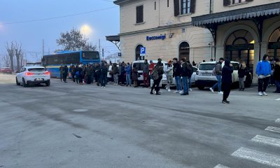 Incubo per i pendolari della Cuneo-Torino, bloccati a Racconigi