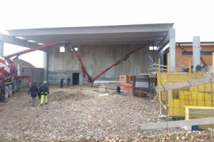 Scuola media a Cervere, riqualificazione avanti tutta.