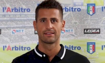 Perenzoni l'ha fatto di nuovo: ammonisce due volte, ma non espelle. Il precedente di Cuneo-Entella