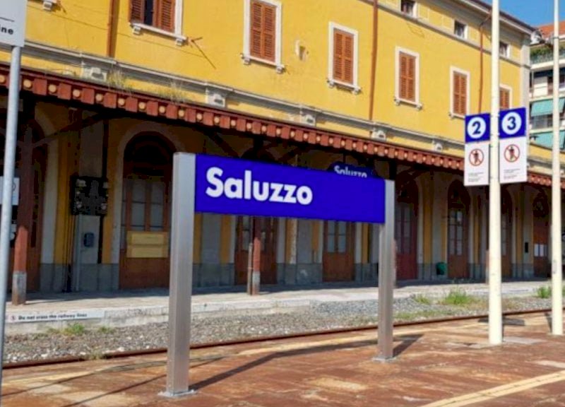 I sindaci del territorio scrivono a Cirio, Robaldo e Gola: "Si riapra la ferrovia Cuneo-Saluzzo-Savigliano"