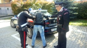 Identificato dai carabinieri il rapinatore della farmacia di Roreto di Cherasco