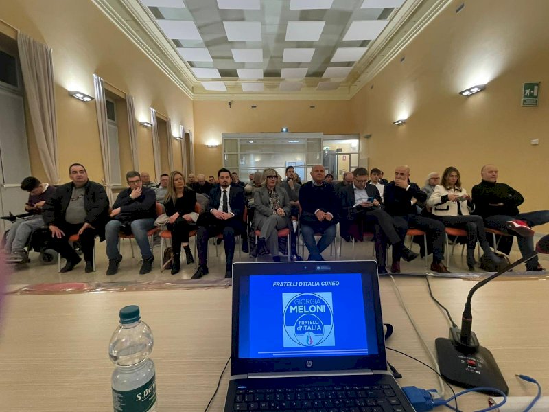 Serata di Scuola Politica per FdI a Cuneo