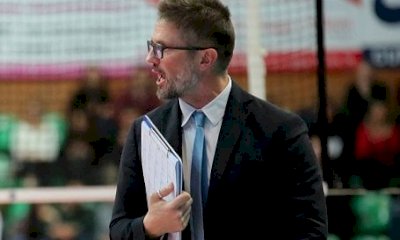 Pallavolo, Cuneo cambia: esonerato coach Massimiliano Giaccardi