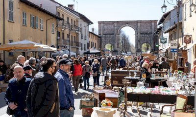 Il 2 aprile il primo mercato dell'antiquariato dell'anno a Cherasco