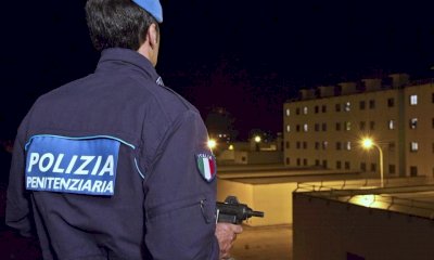41 bis, Cospito riprende ad assumere alimenti e integratori