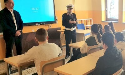 Vigili in cattedra per la sicurezza stradale a Valdieri
