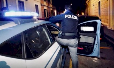 Rapinatore aggredì due passanti in Cuneo vecchia, assolto un coimputato