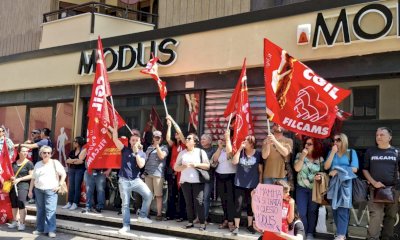Il diktat di Modus a quattro commesse fiorentine: “Il negozio chiude, andrete a Cuneo”
