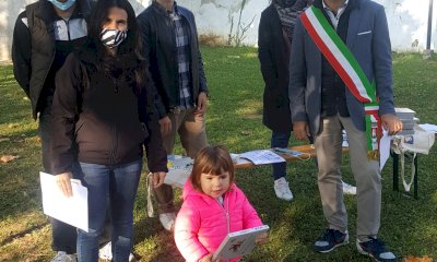 Rifreddo dona un albero e un libro a ogni nuovo nato