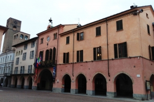 Una targa per il Gruppo Podisti Albesi