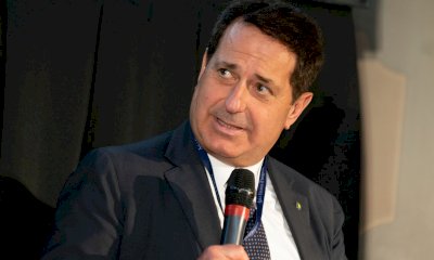 Blitz della Finanza nella sede di Egea