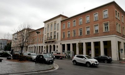 Lavori di ristrutturazione al Liceo Classico, cambia la viabilità in corso Giolitti