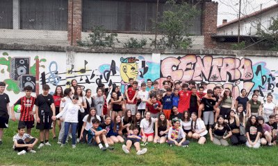 Racconigi, i giovani delle terze medie in festa per la fine della scuola