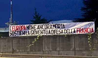 Rivolte in Francia, a Cuneo e Alba striscioni di CasaPound 