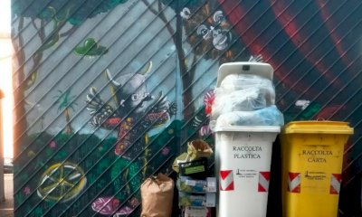 Piazza Boves, la protesta dei commercianti: “Ecco come il Comune tratta il murale artistico”