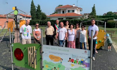 Savigliano, inaugurato un nuovo parco giochi inclusivo