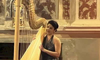 Anneleen Lenaerts, la star arpista della Filarmonica di Vienna, ha incantato Mondovì