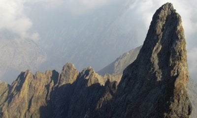 Colpiti da una scarica di sassi, due alpinisti recuperati dall'elisoccorso sul Corno Stella