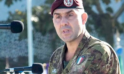 Beppe Lauria porta il 