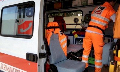 Auto contro camion a Cavallermaggiore, due feriti